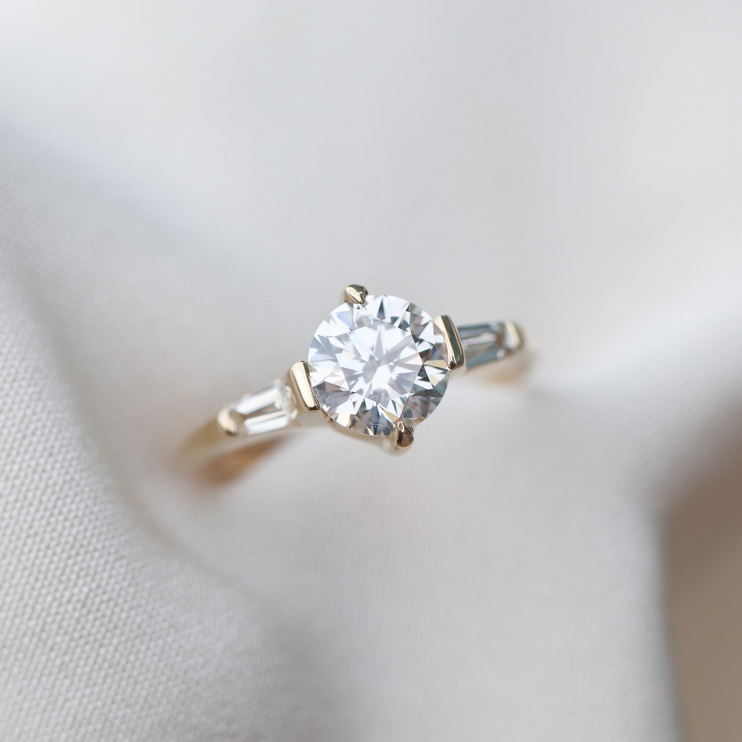 Classic Ring
