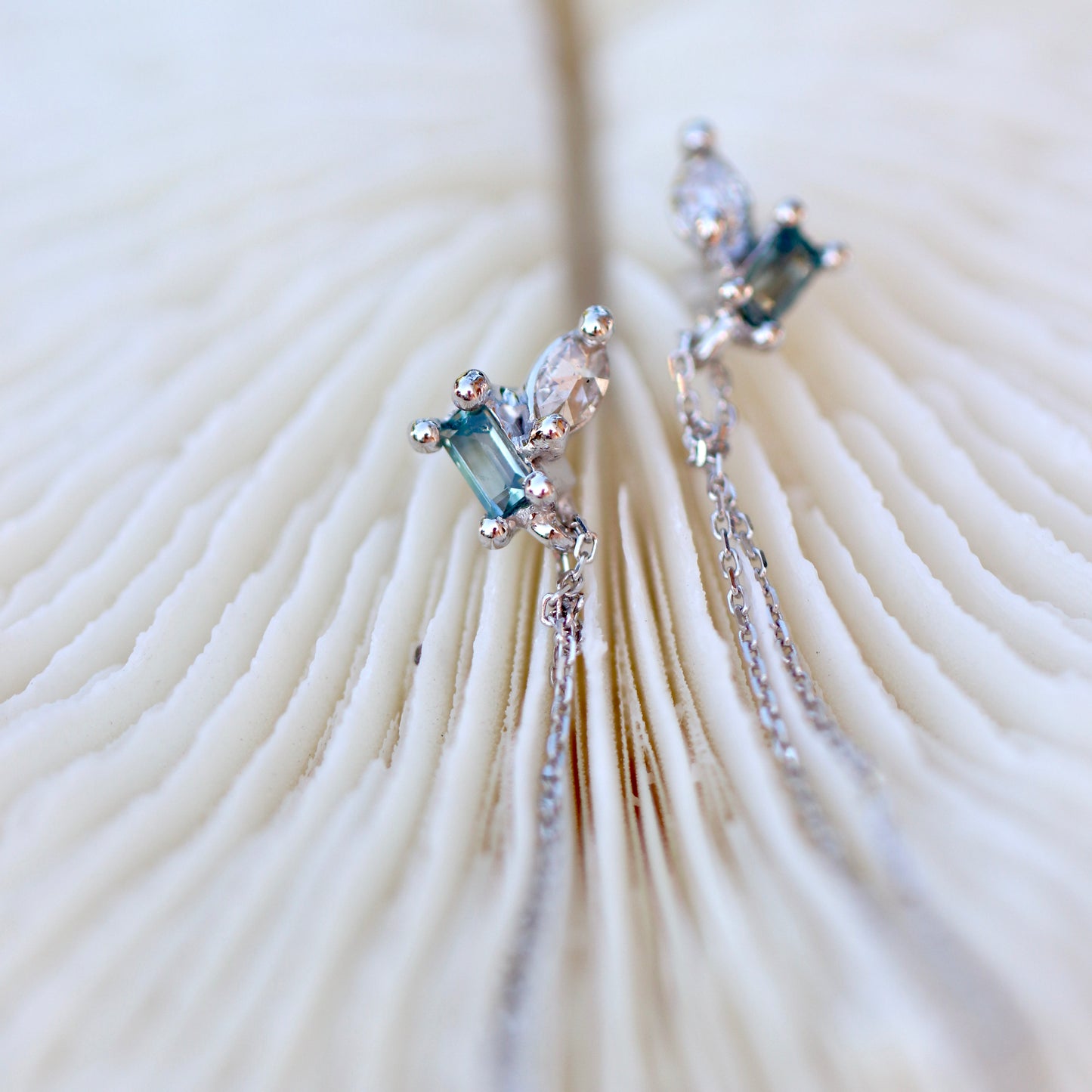 Asymmetric Duo with Swinging Chain Earrings (Sapphire and Diamond)