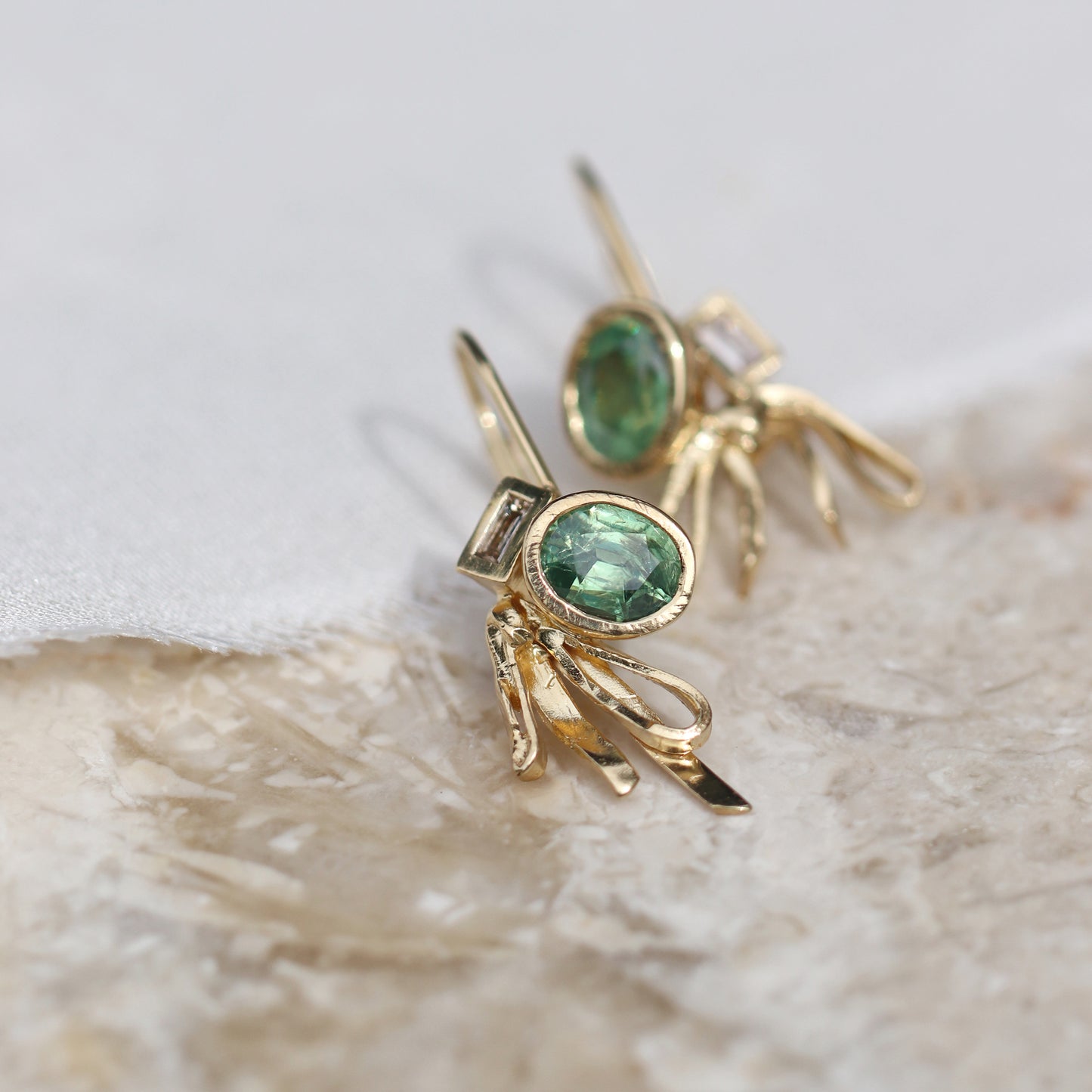 Demantoid Earrings Rustic Ribbon (Demantoid and Diamond)
