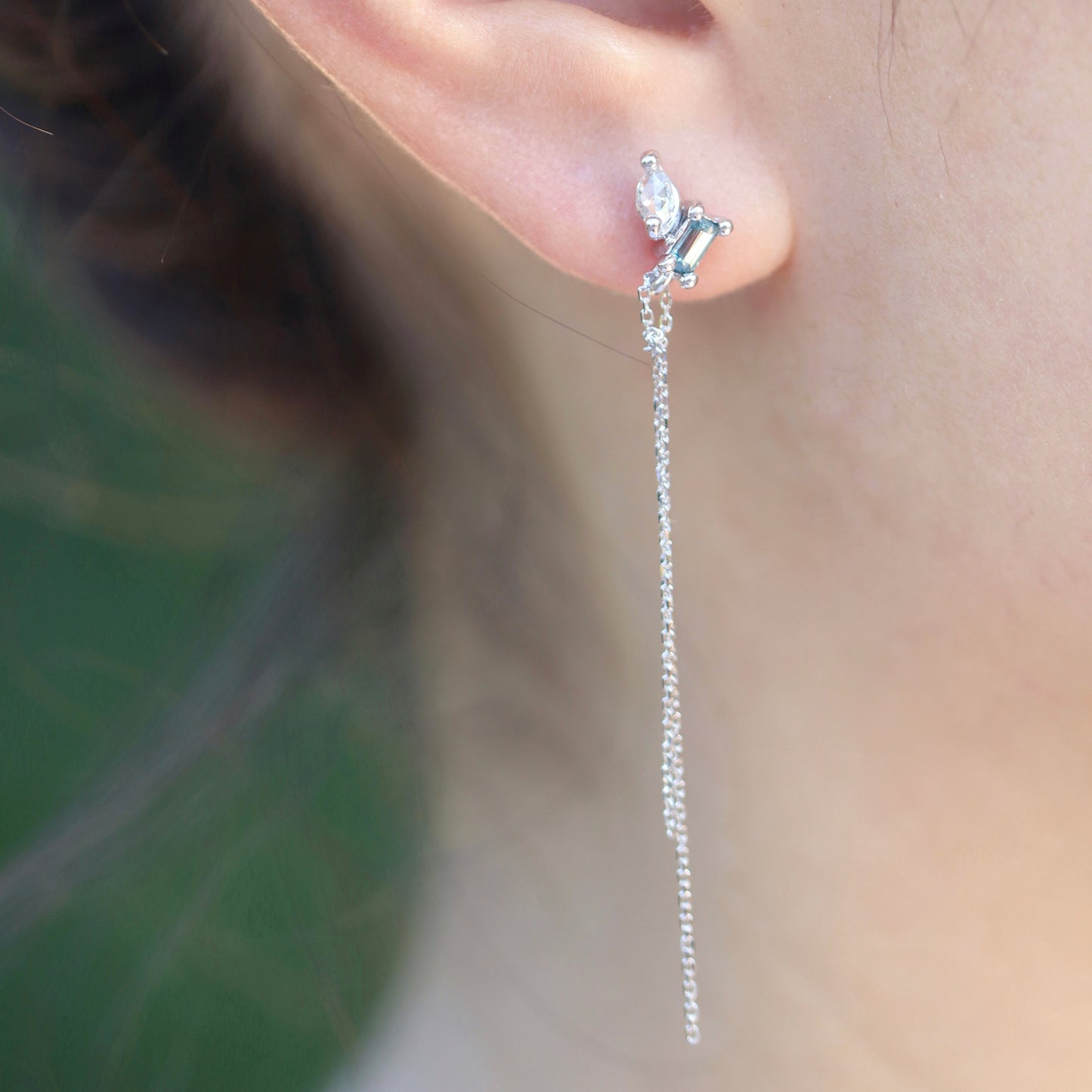 Asymmetric Duo with Swinging Chain Earrings (Sapphire and Diamond)