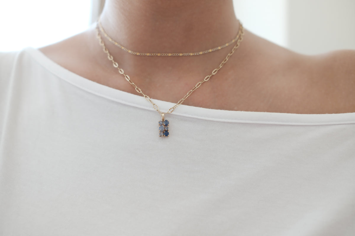 14k Yellow Gold Dreamy Sapphire III Stone Cluster Pendant Azure Blue