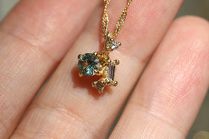 Hanging Triple Stones Necklace