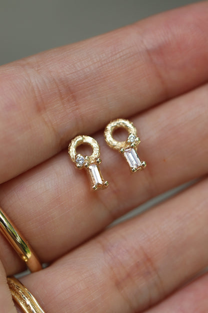 Mini Rustic Loop Pink Sapphire Earring