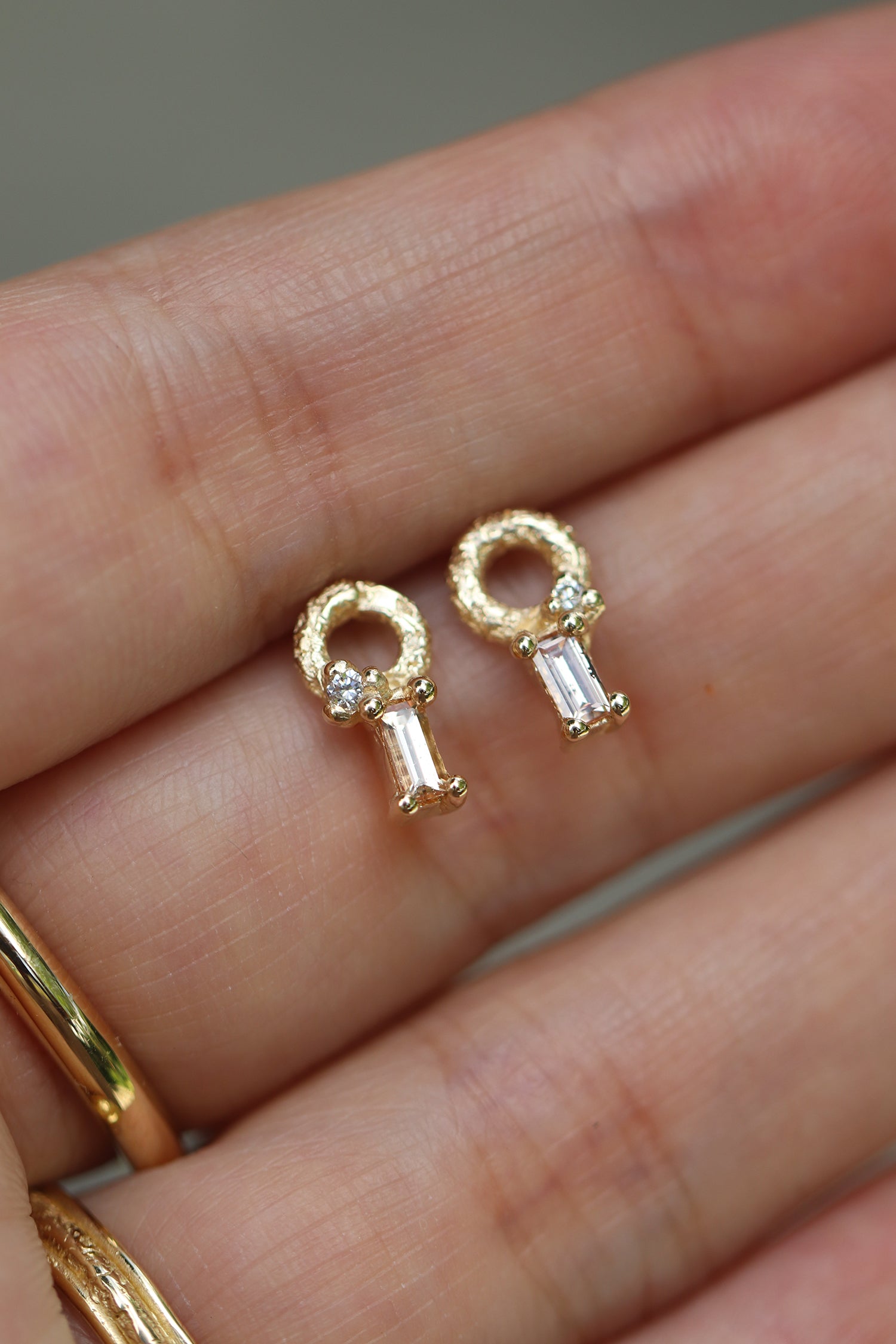 Mini Rustic Loop Pink Sapphire Earring