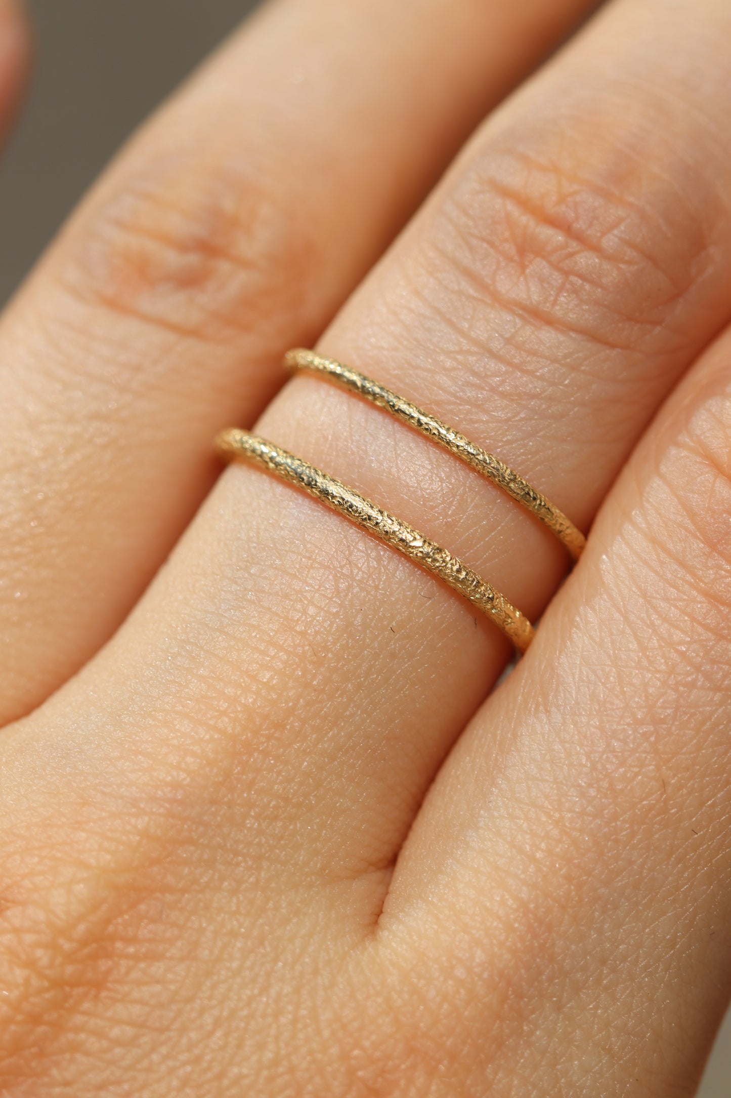 Coral stackable spacer ring