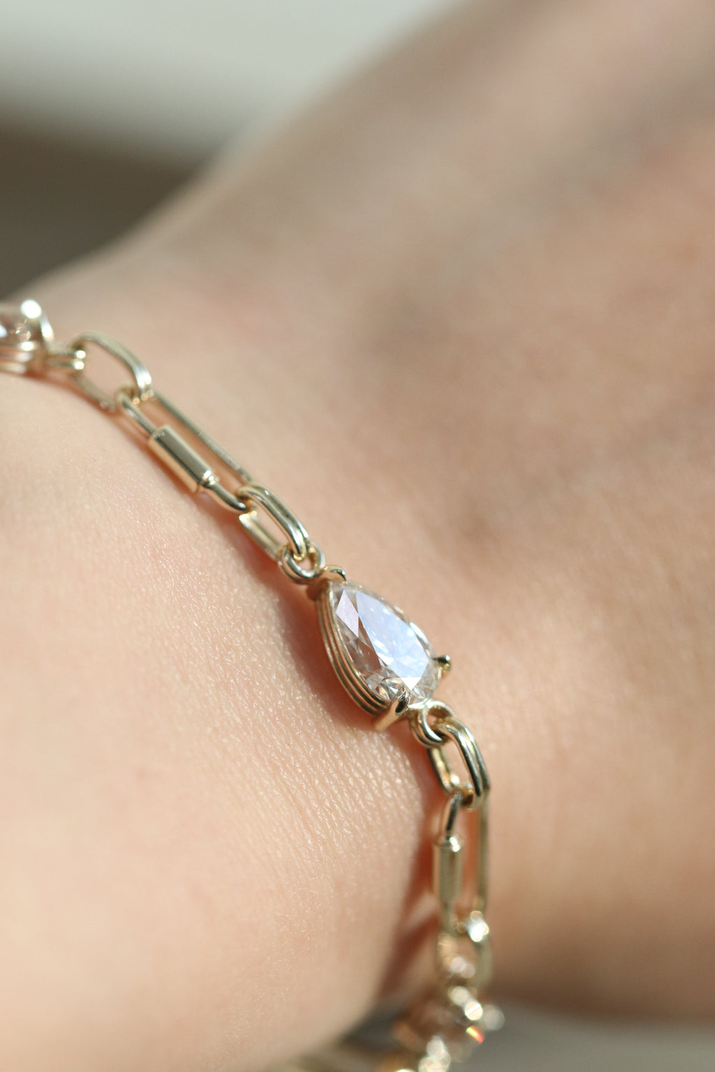 Link Tale Chain