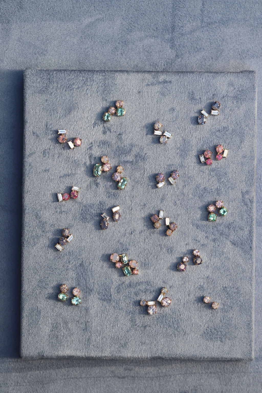 Dreamy Sapphire II earrings 03.