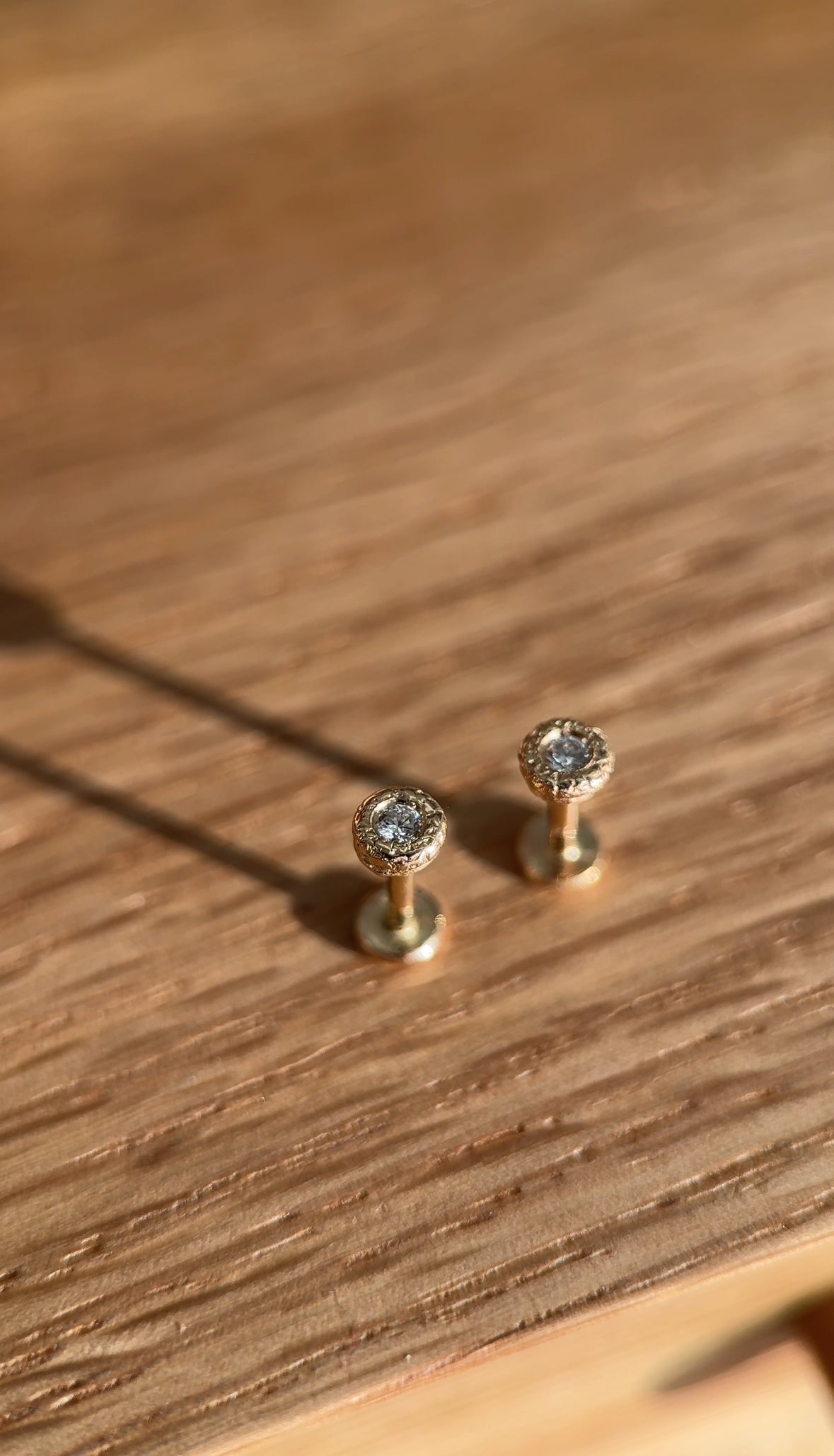 Coral stud flat back earring /piercing (single)