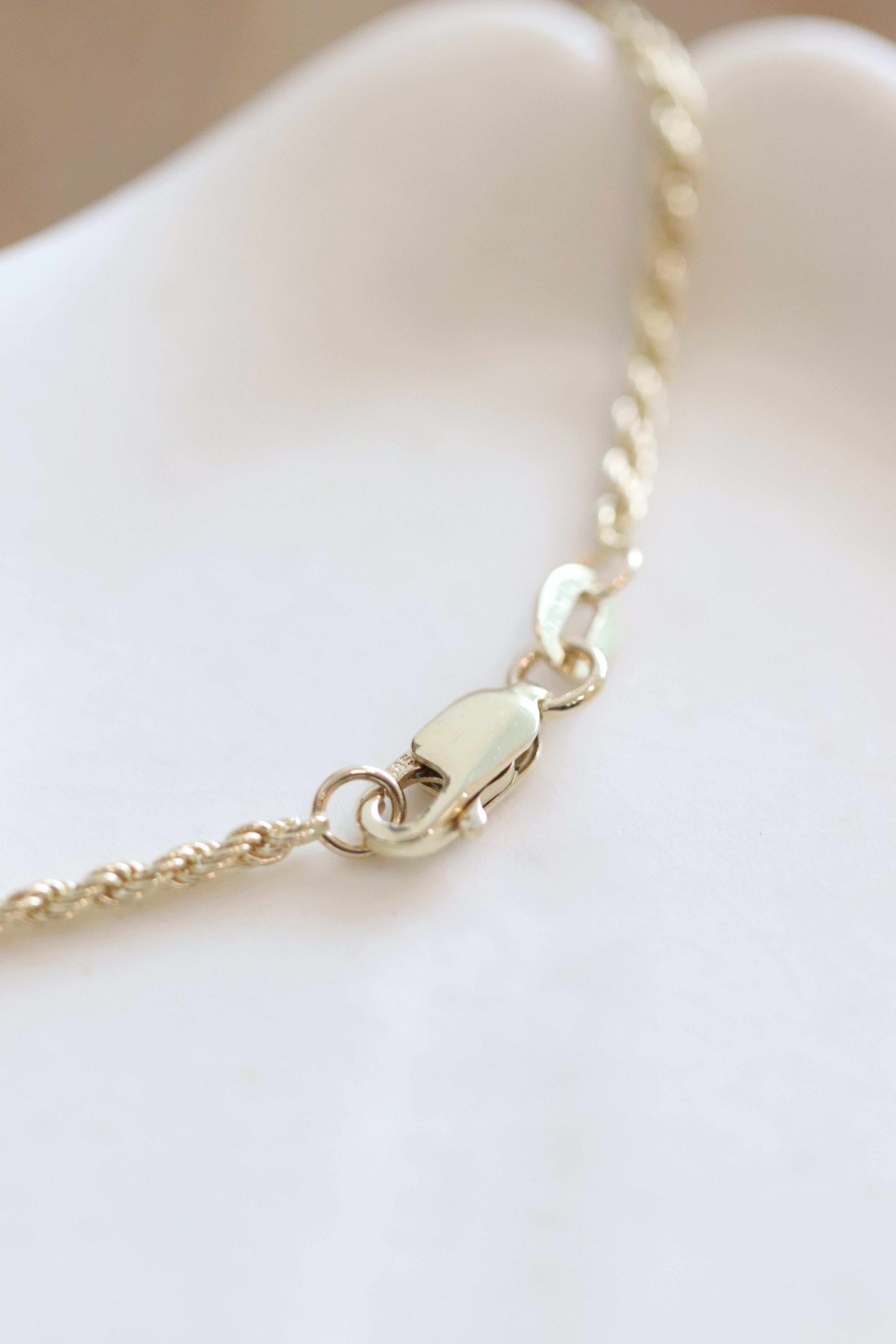 Classic rope chain