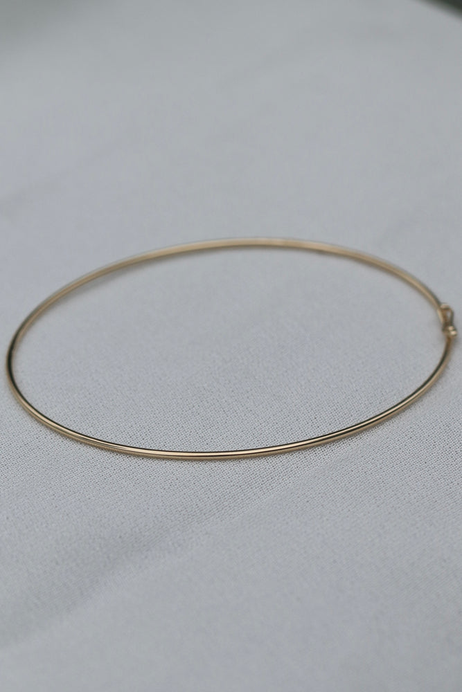 
            
                Load image into Gallery viewer, Super thin bangle (size small)
            
        