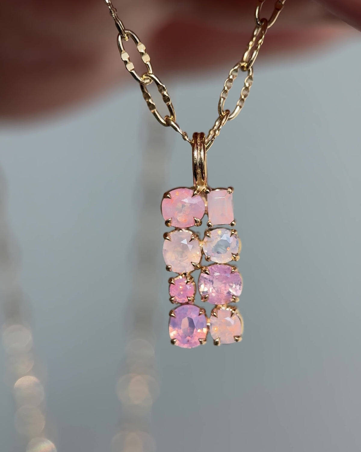 14k Yellow Gold Dreamy Sapphire III Stone Cluster Pendant Pastel Pink