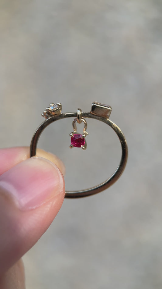 Dangling Spinel ring
