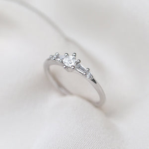 Ring Diamonds Ring Cabinetofcuriosityjewellery