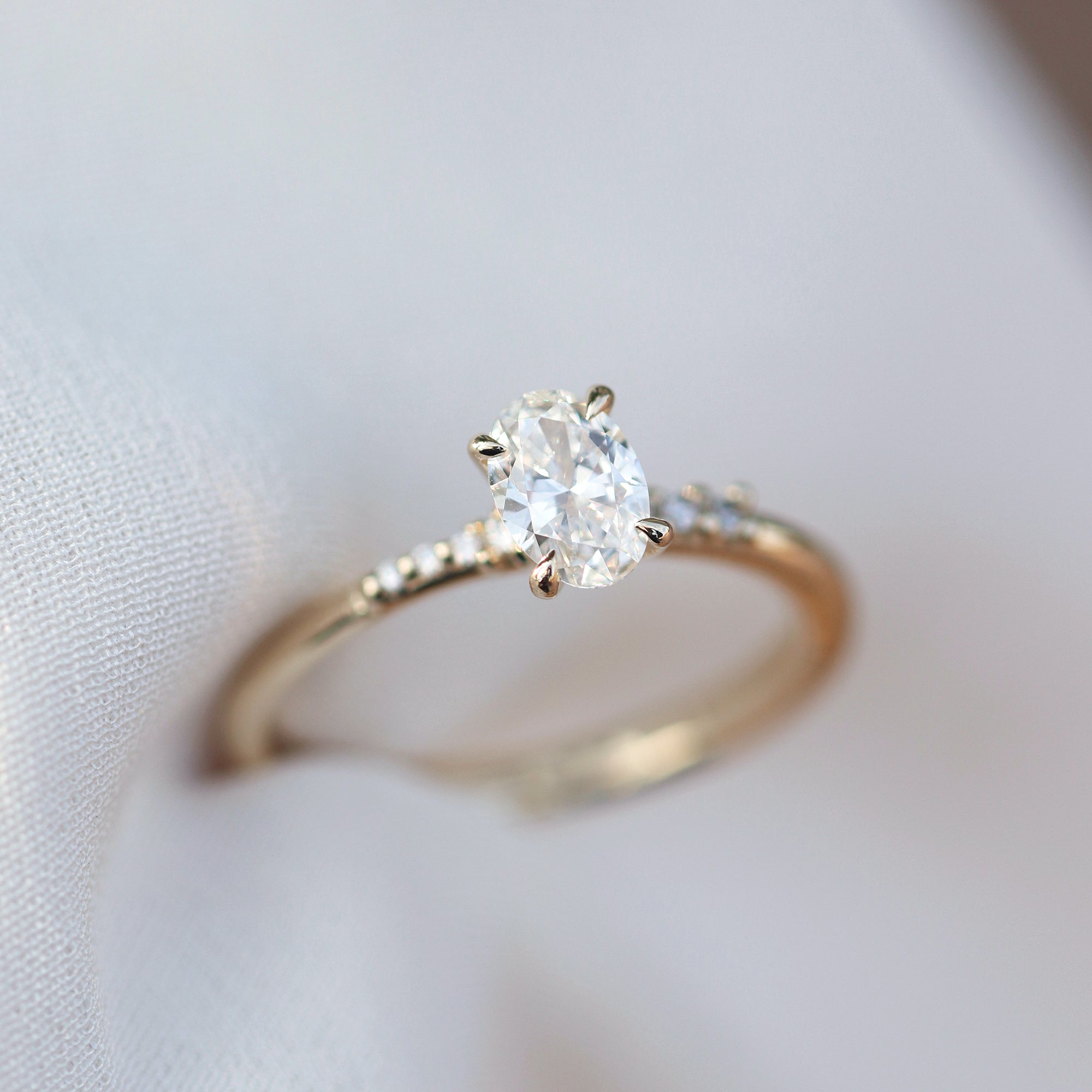 Ova Ring