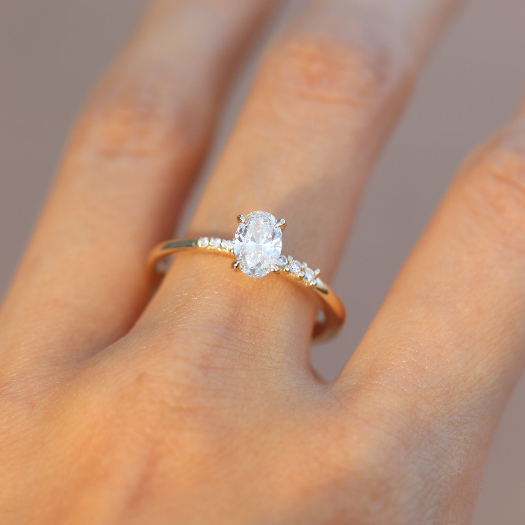 Ova Ring