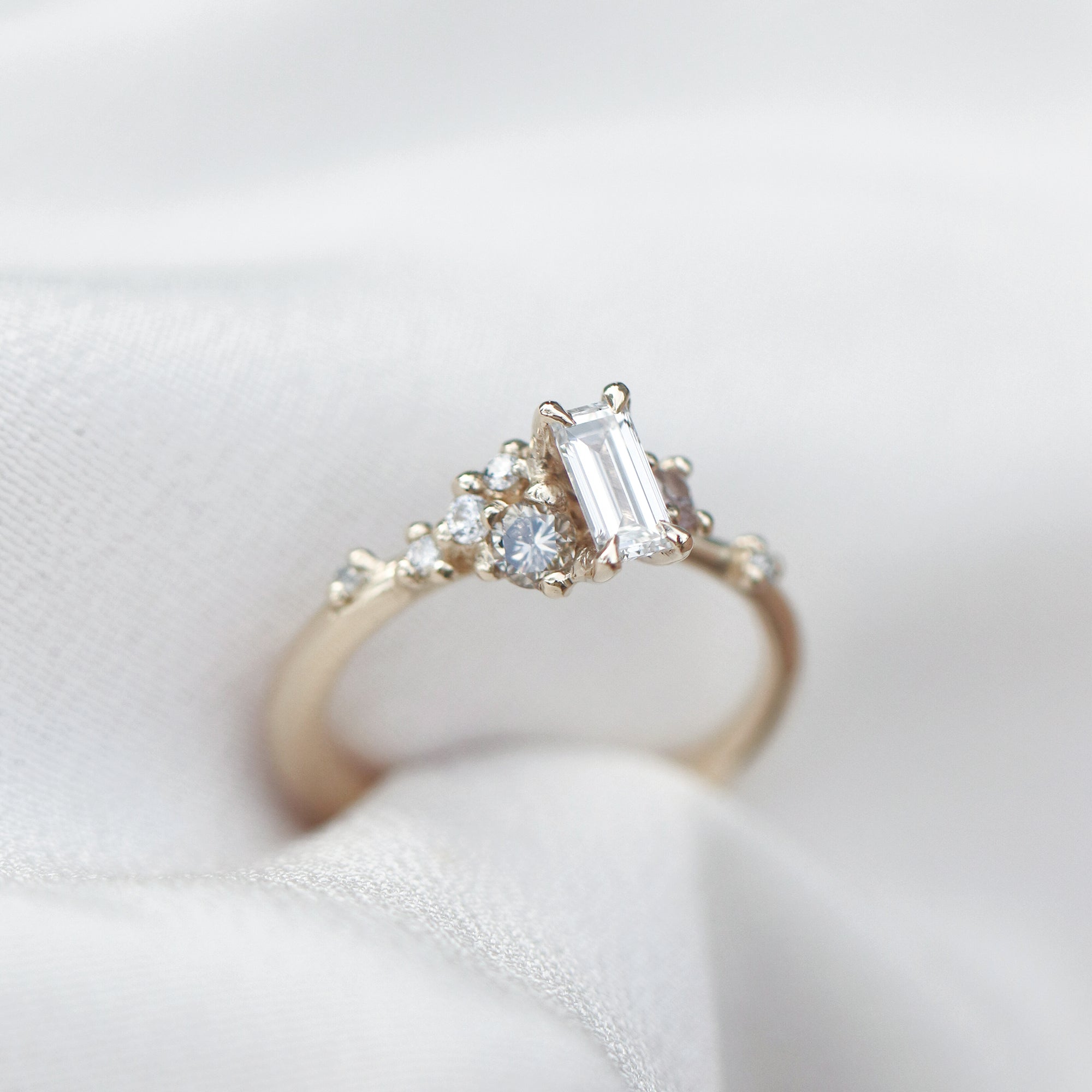 Curio Ring
