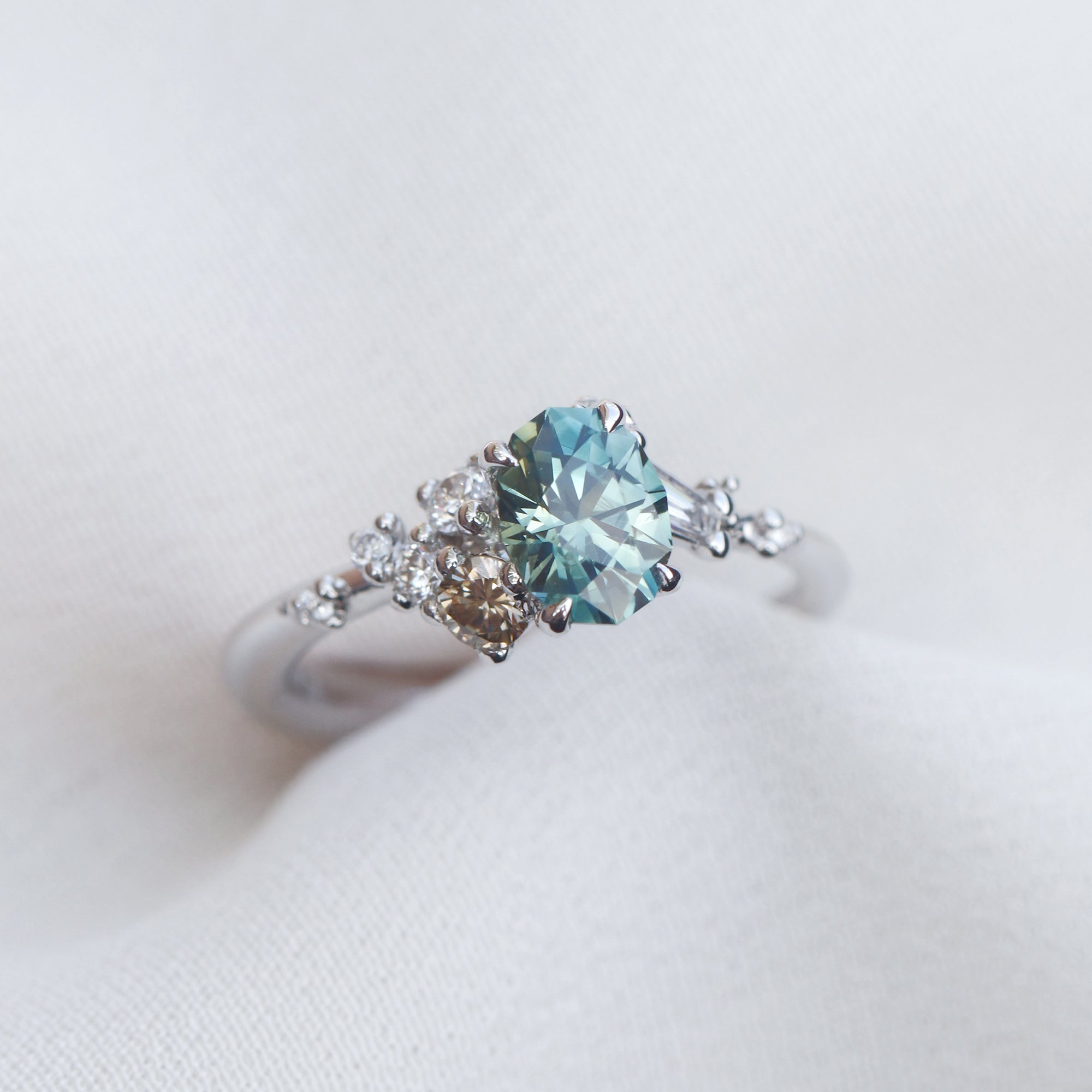 Curio Ring