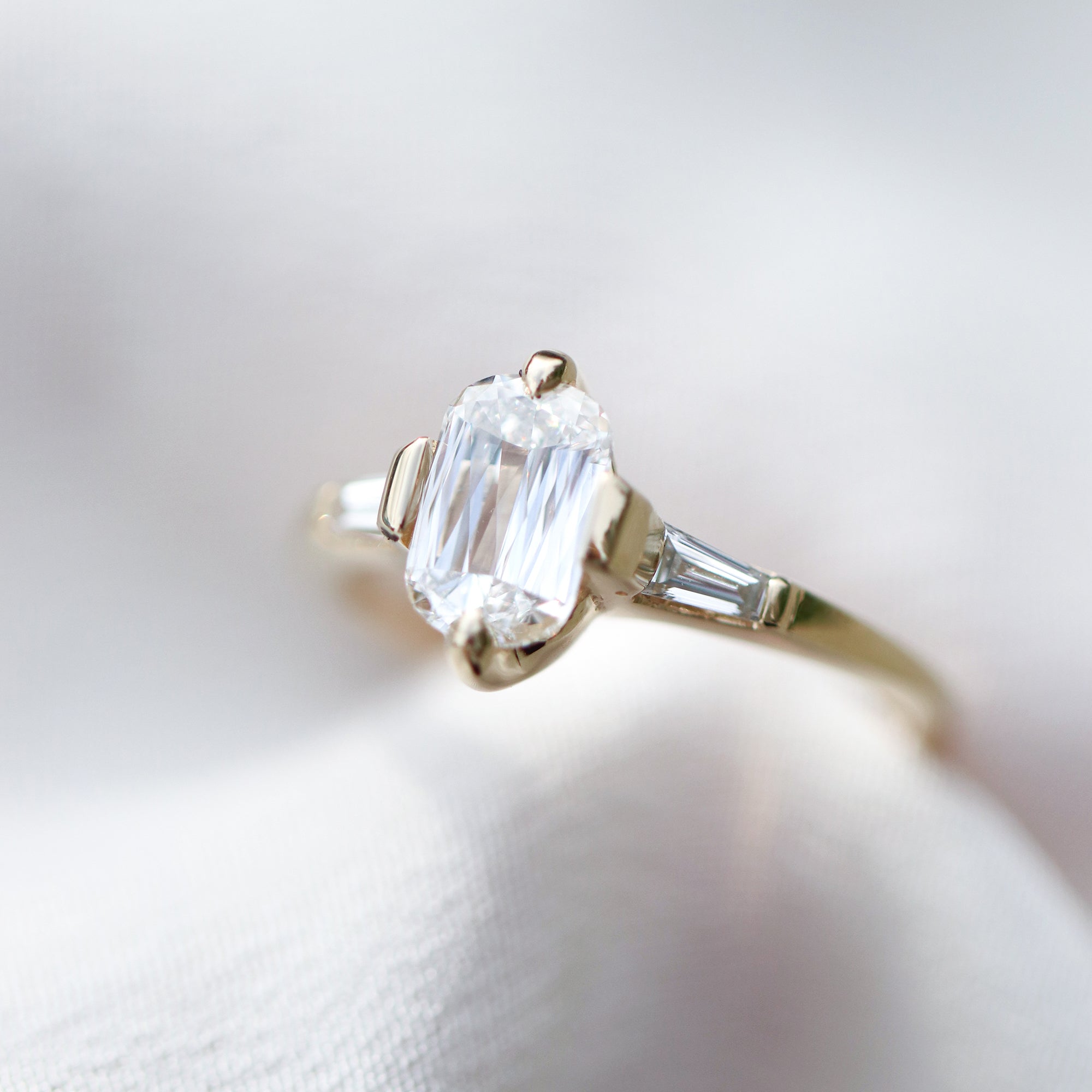 Classic Ring