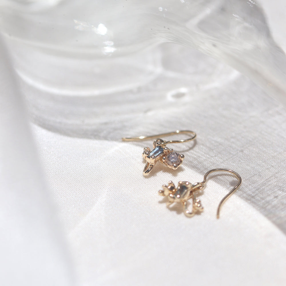 Chain Link Cluster Earrings (Sapphire and Diamond)