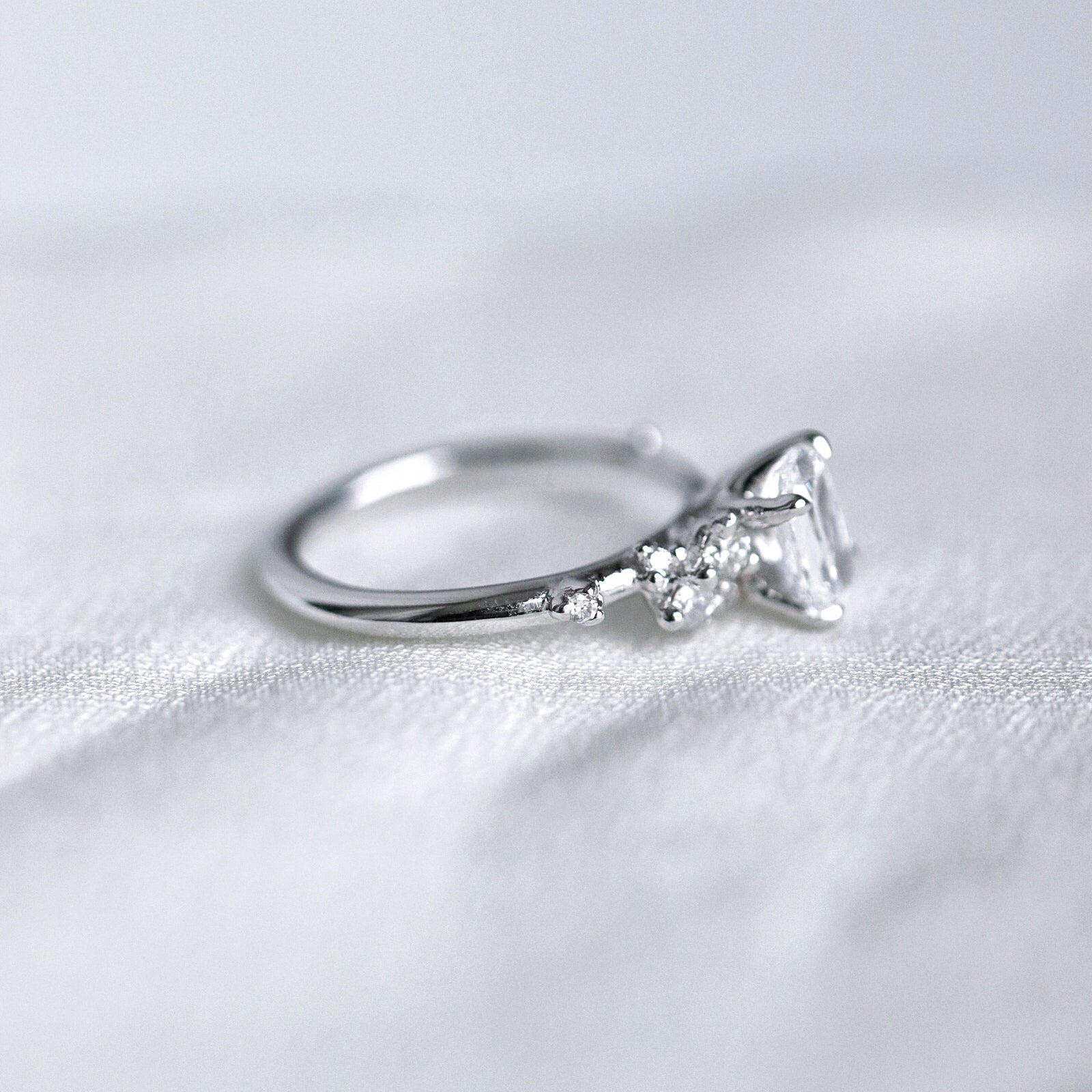 Curio Ring